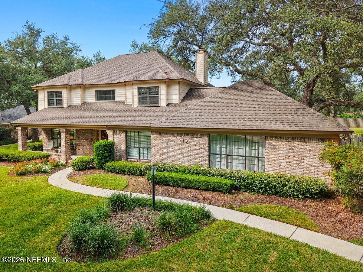 612 Chivas Court — photo