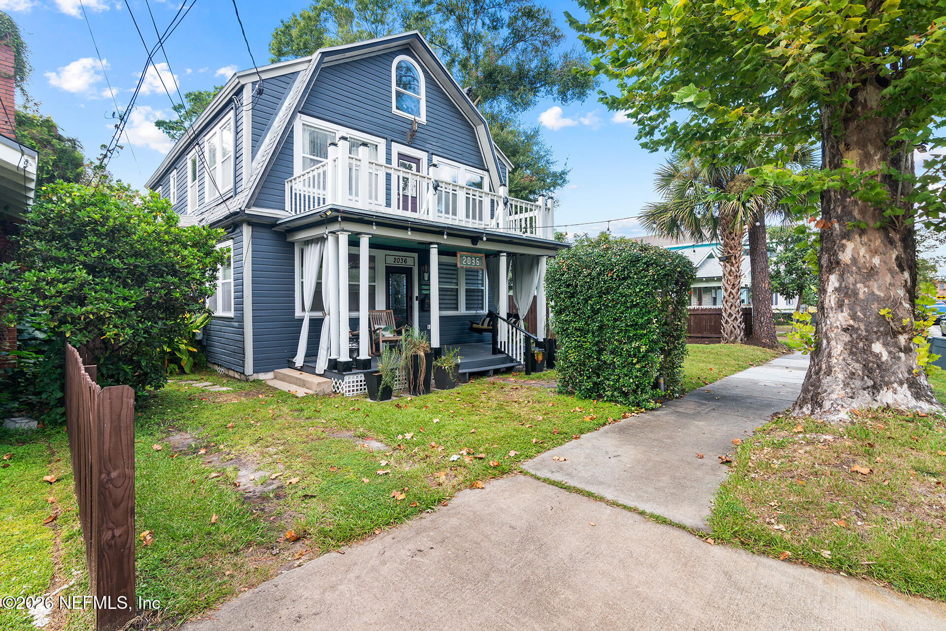 2036 Redwing Street — photo