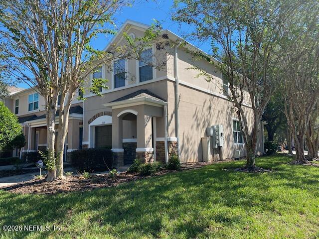 729 Crystal Way — photo