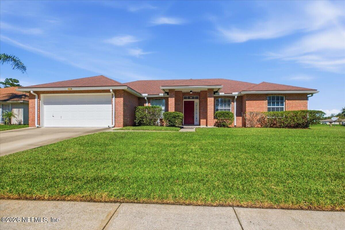 1019 Whirlaway Circle S — photo