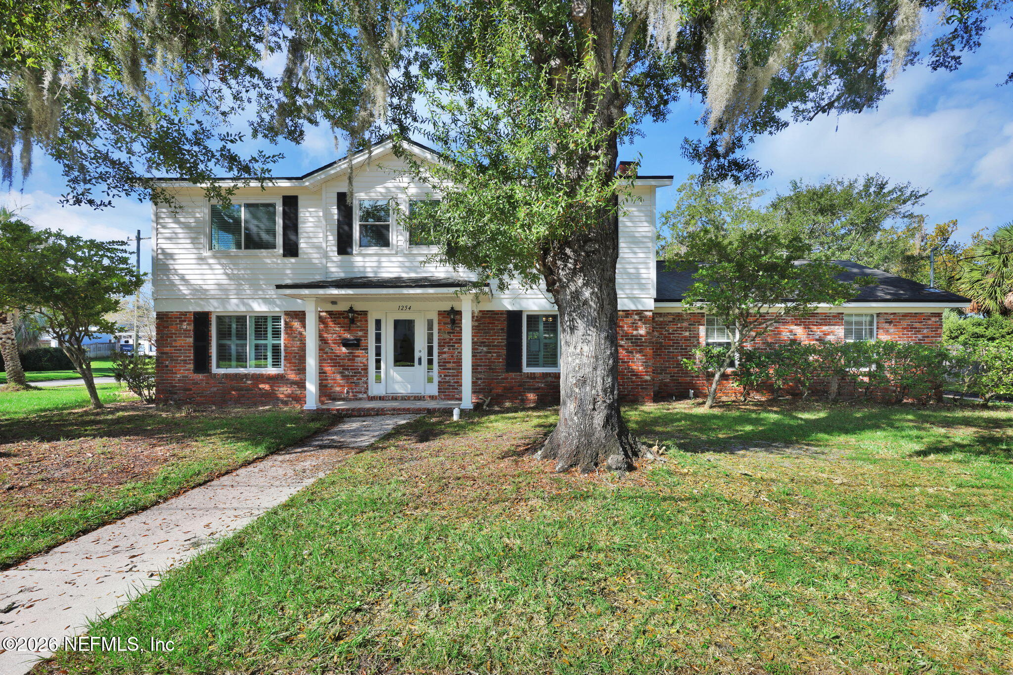 1254 Jamaica Court — photo