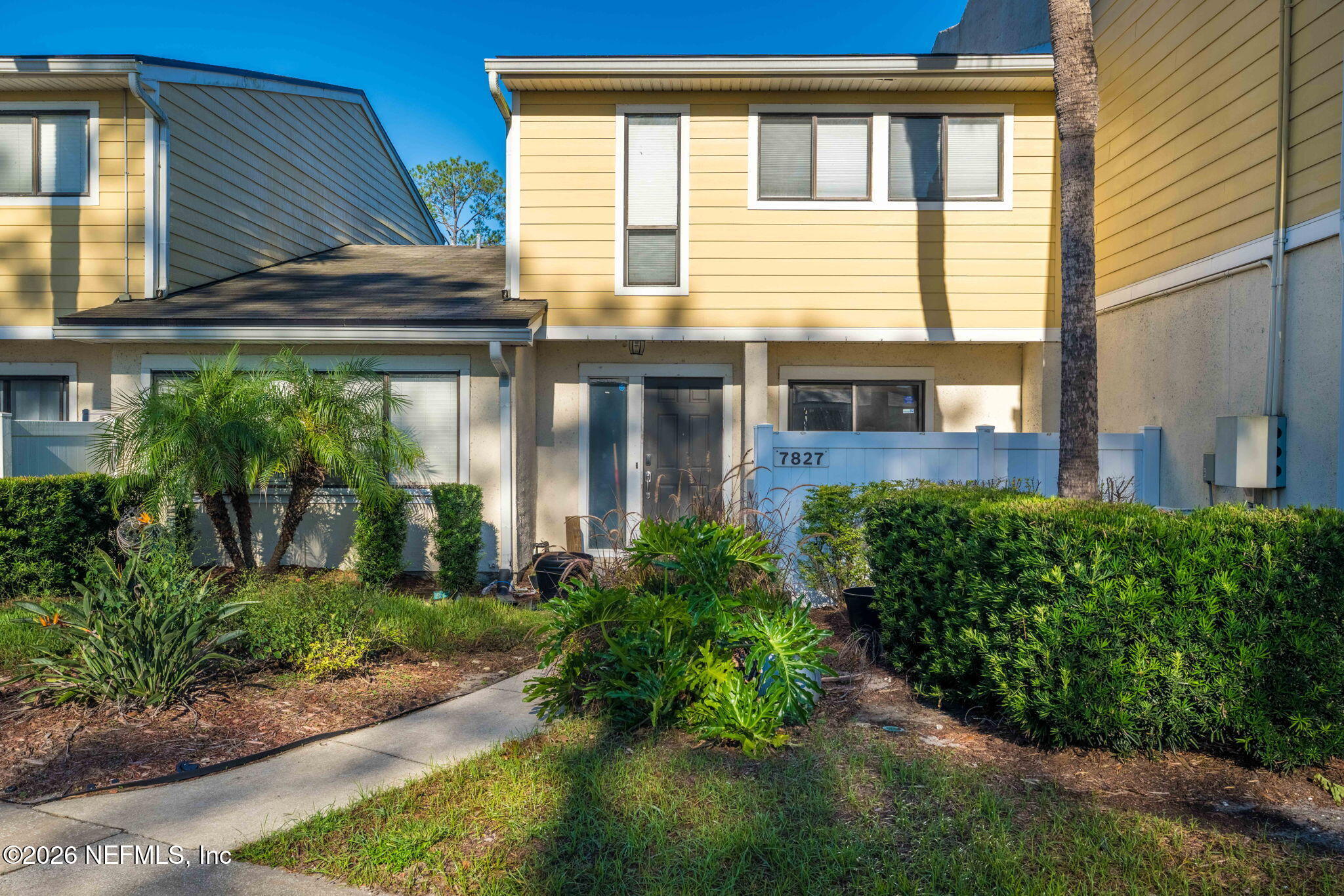 7827 La Sierra Court Unit 7827 — photo