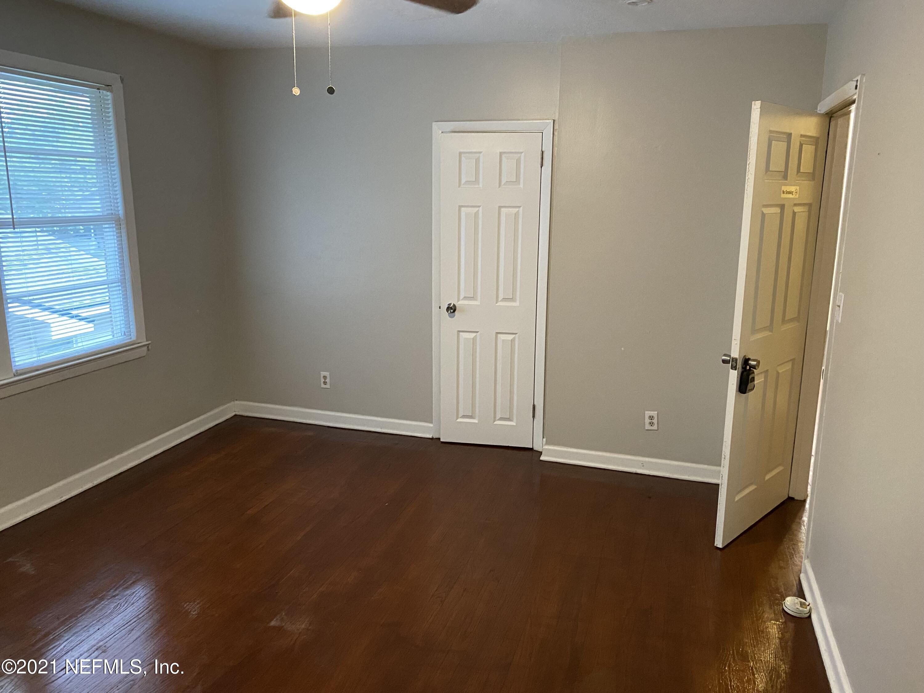 852 St Clair Street Unit 3 — photo