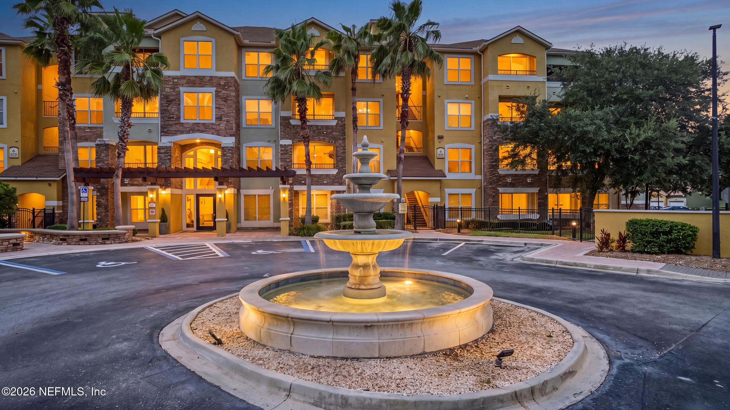 8539 Gate Parkway W Unit 9328 — photo