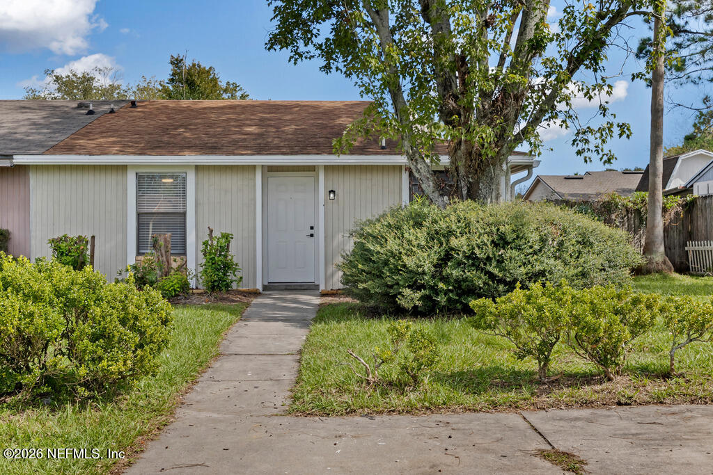 2668 Sunrise Village Drive Unit B — photo