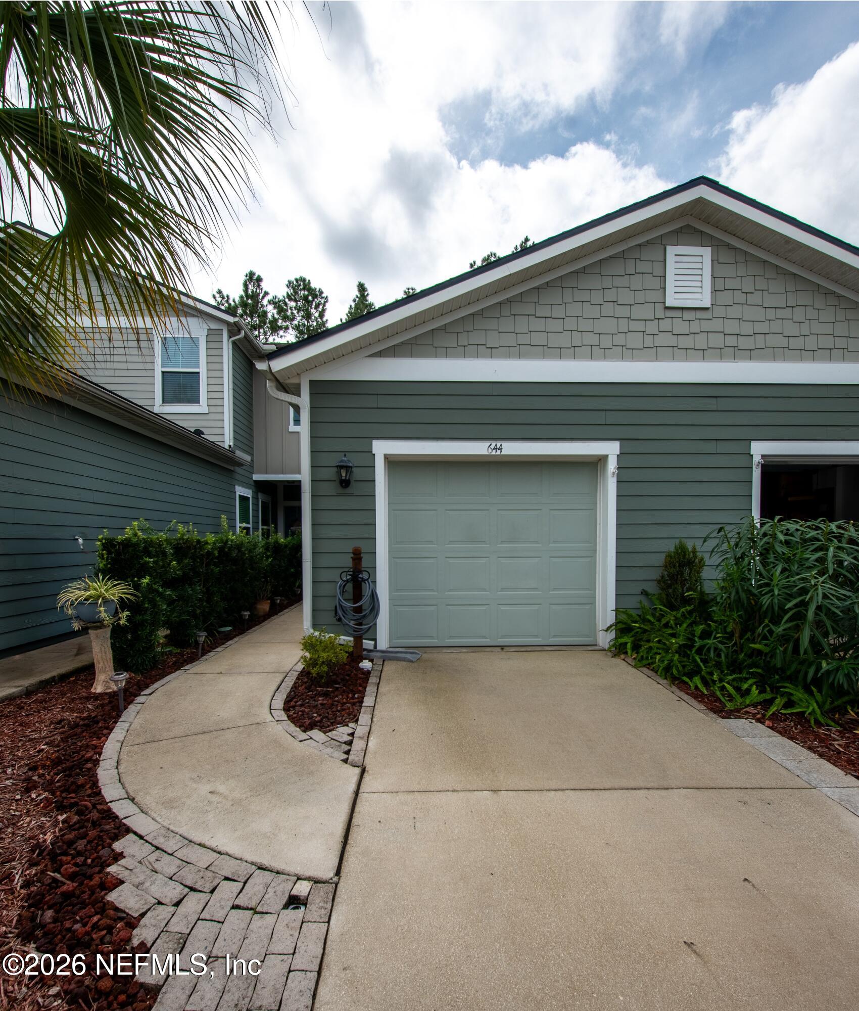 644 Servia Drive — photo