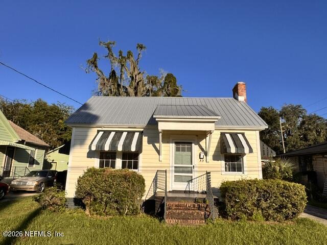 7211 N Pearl Street — photo