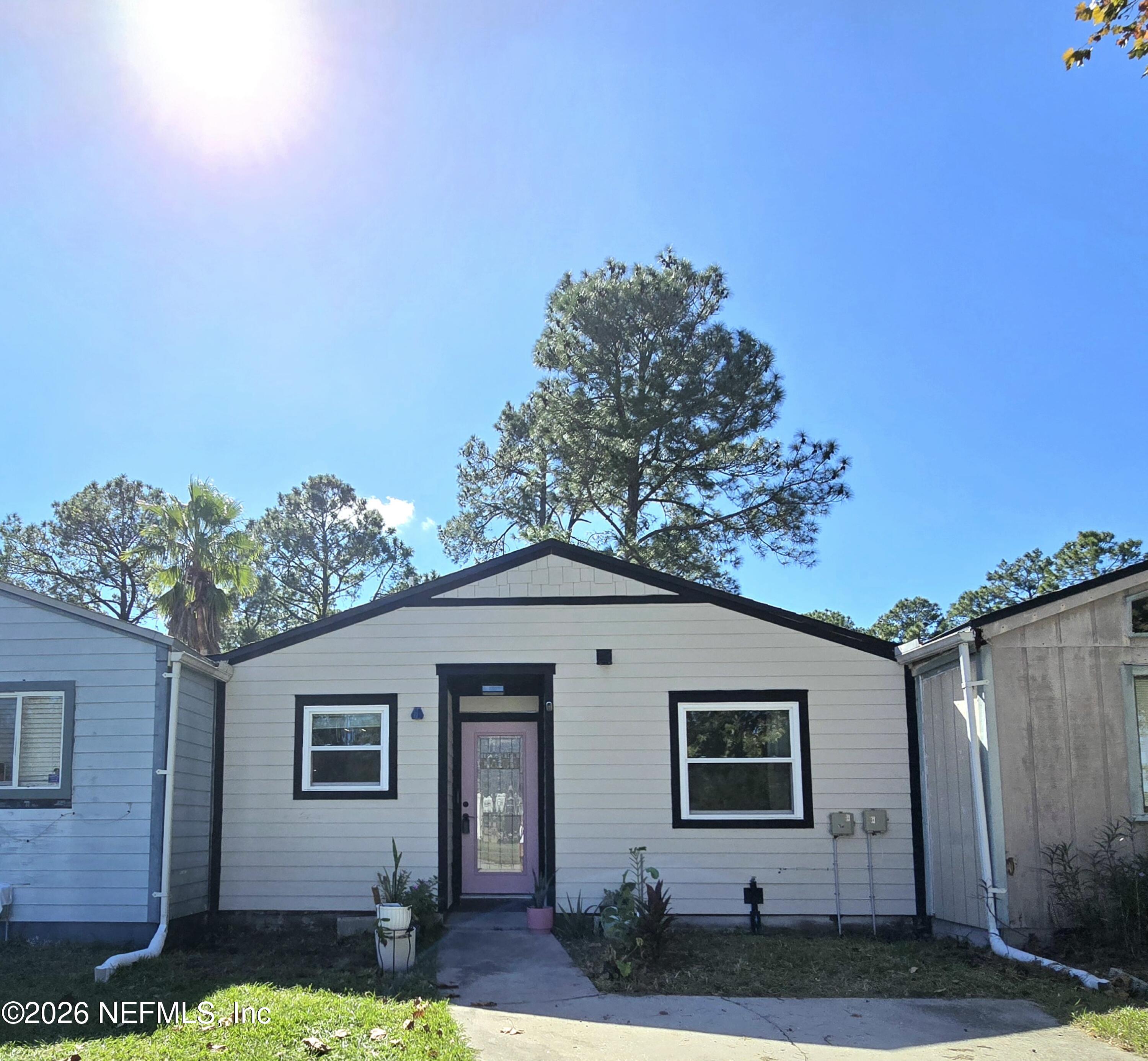 10708 Kusaie Drive S — photo