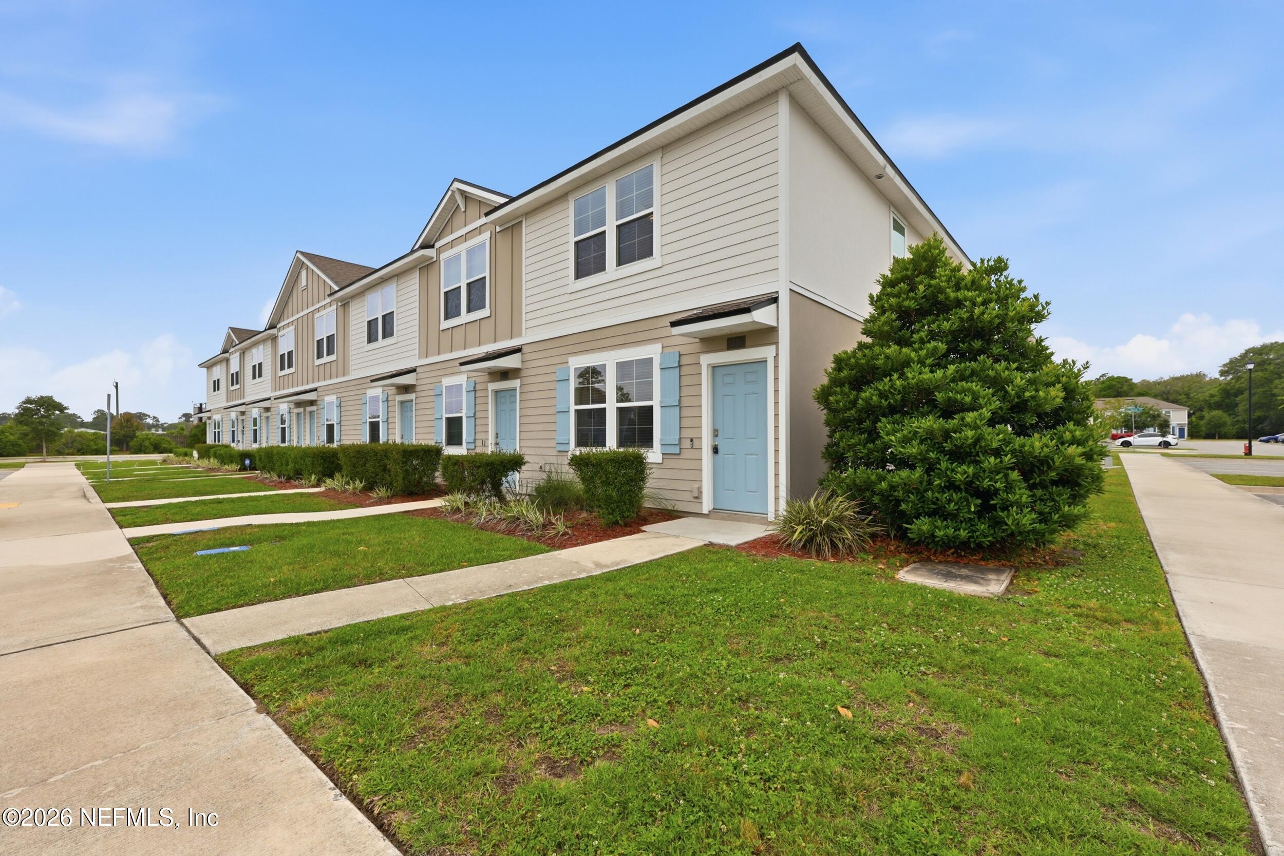 20 Red House Circle — photo