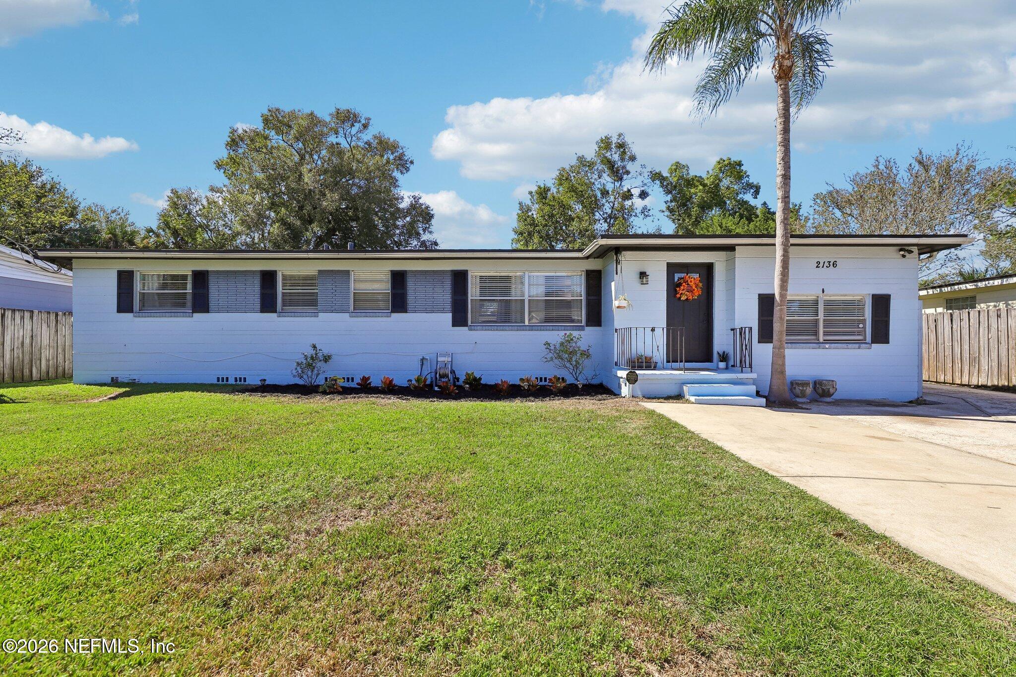 2136 W Nathan Drive — photo