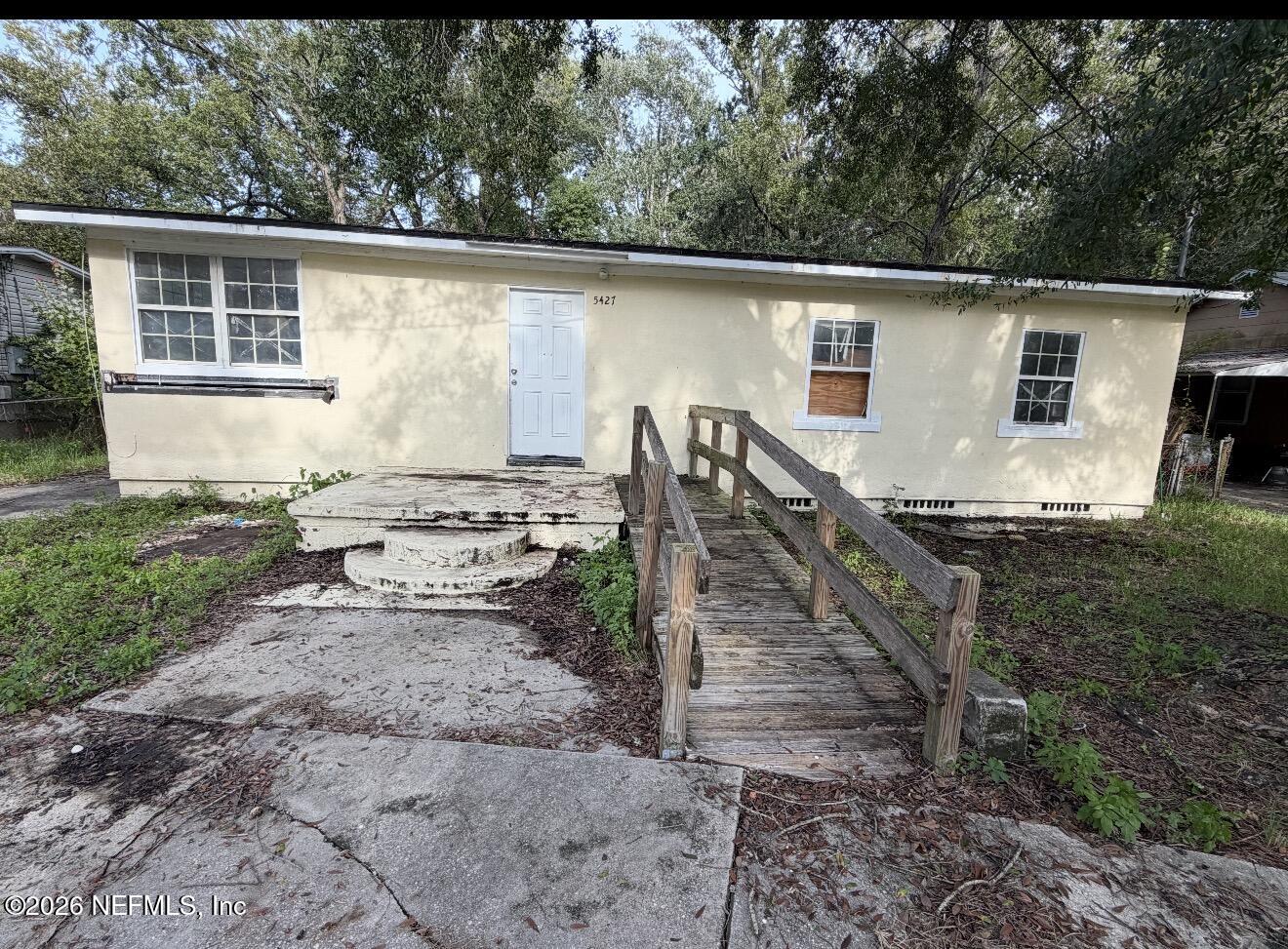5427 Bunche Drive — photo