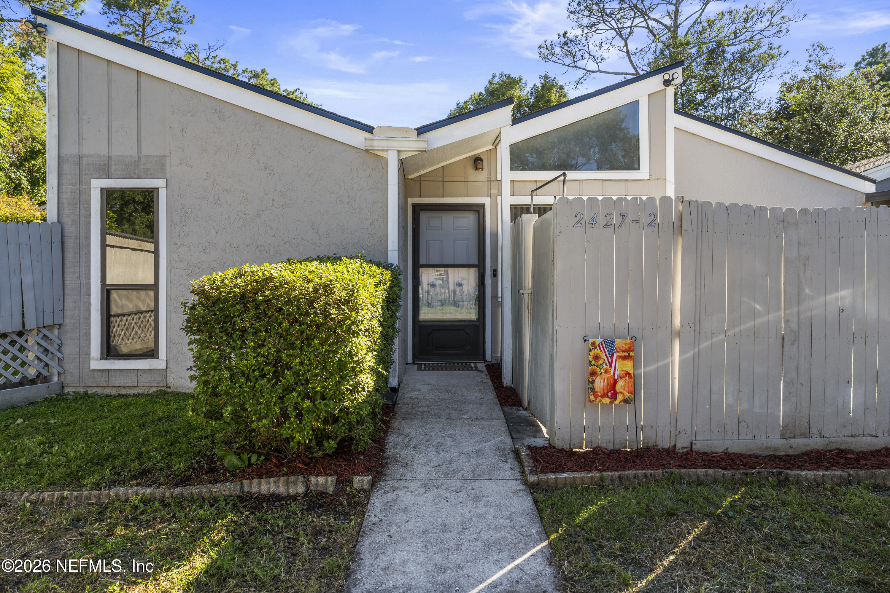 2427 Whispering Woods Boulevard Unit 2 — photo