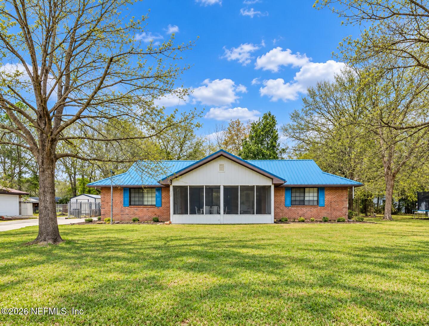 904 Woodlawn Street — photo