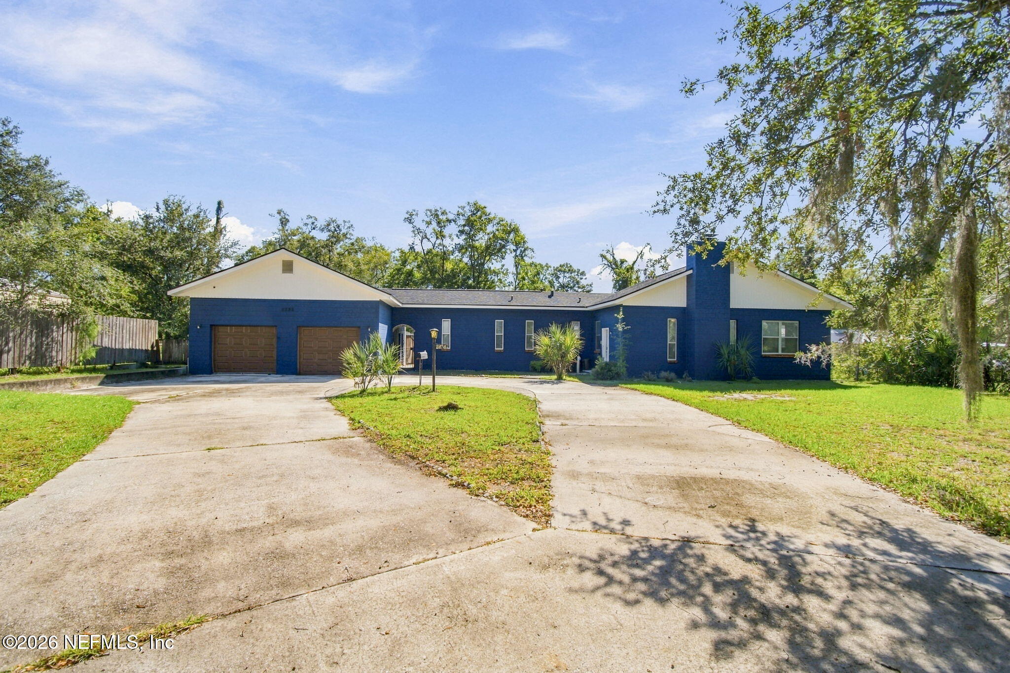 8736 Noroad — photo