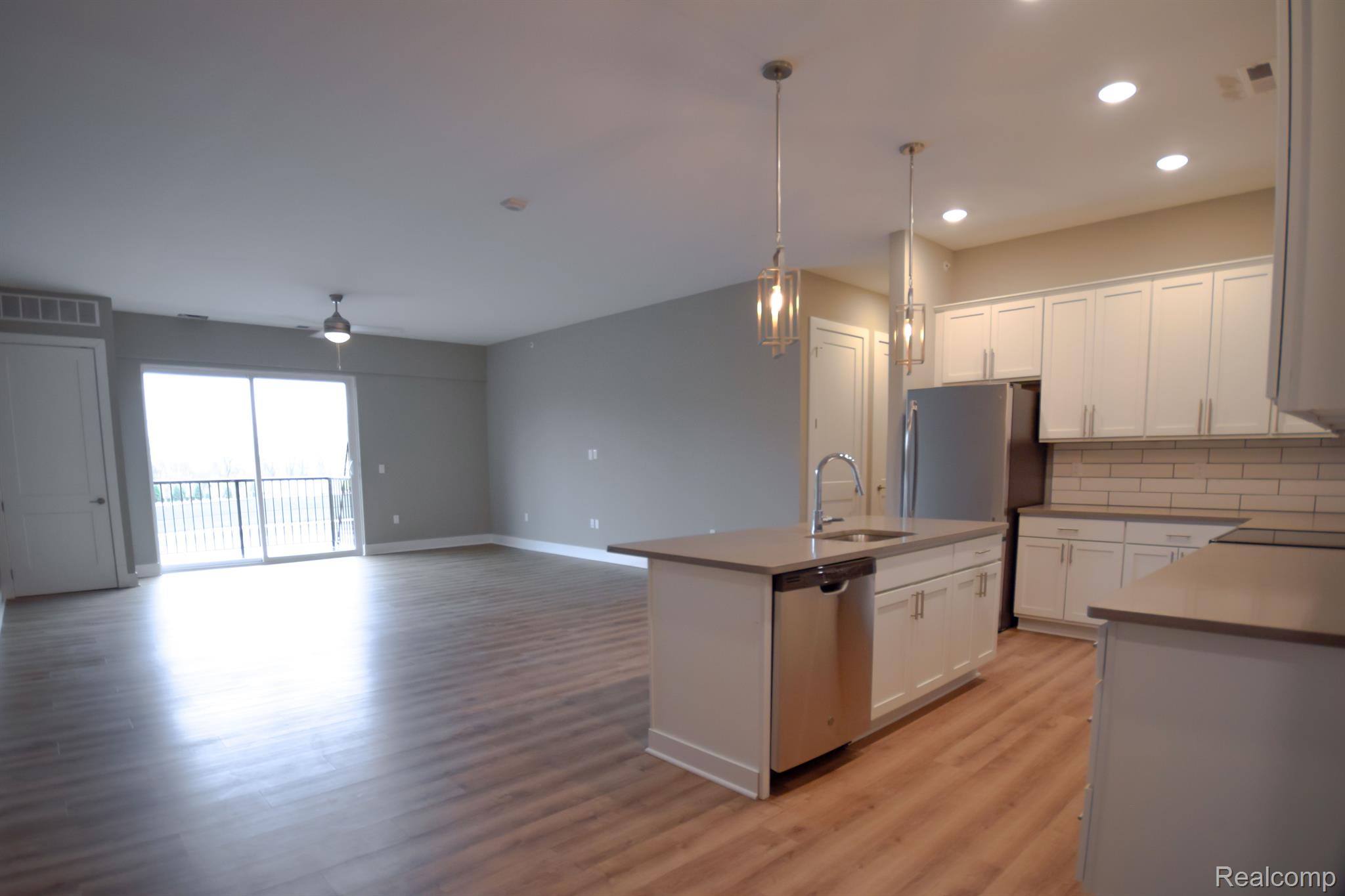 1401 S Rochester Road Unit #103, Rochester Hills, MI 48307 — photo 3