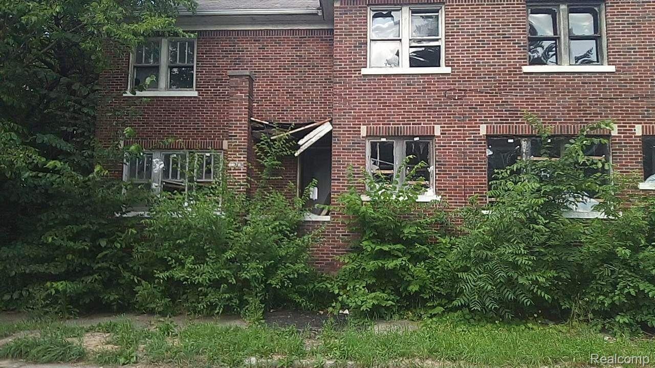 4288 Webb Street — photo