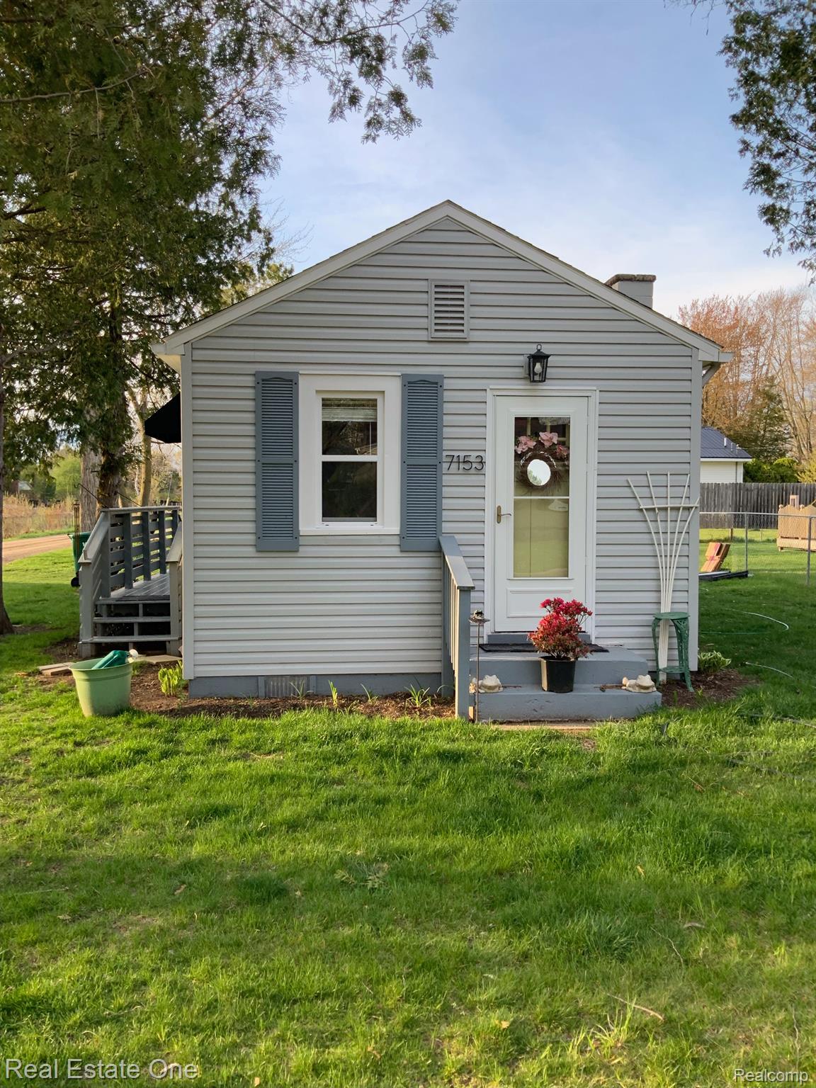 7153 Cedar Road — photo
