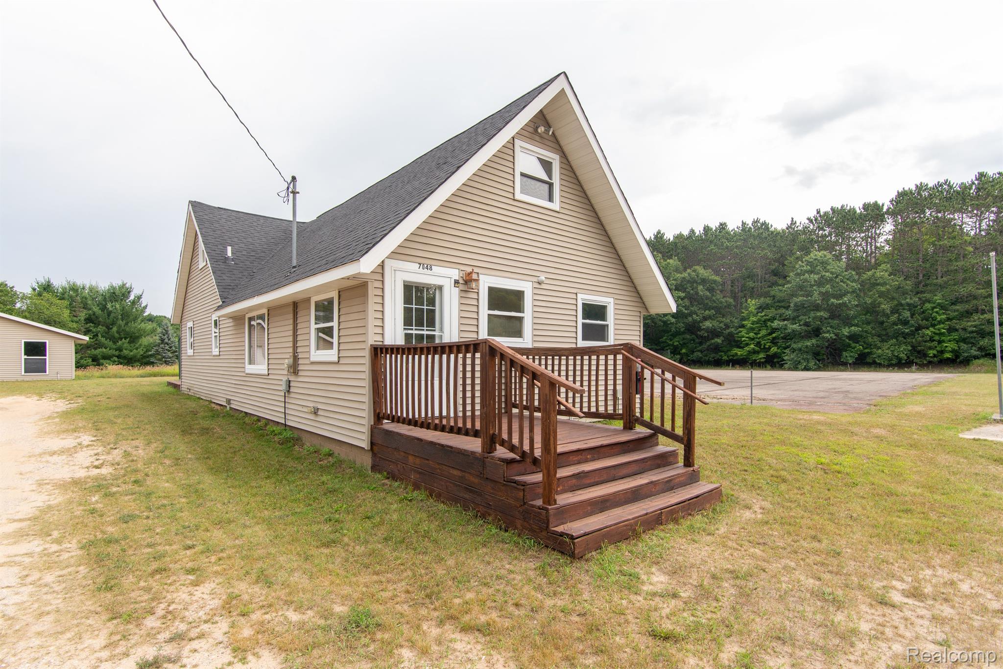 7048 W 38 Road, Cadillac, MI 49601 — photo 3