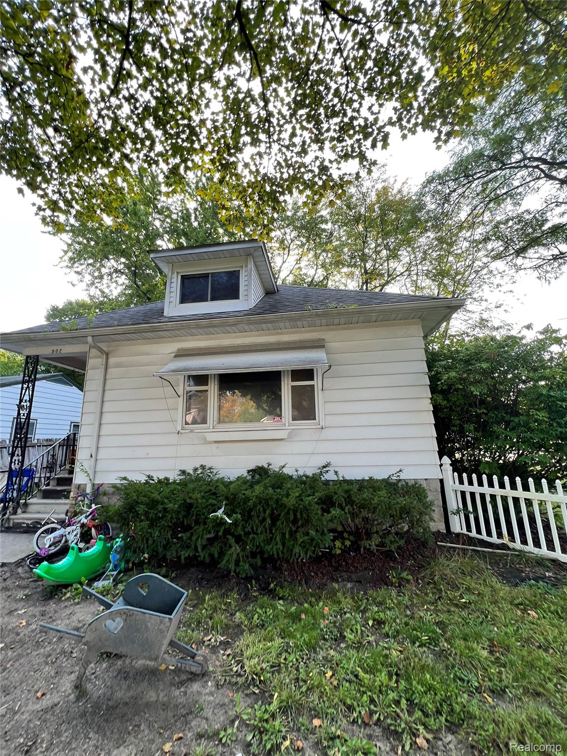902 N Mason Street — photo