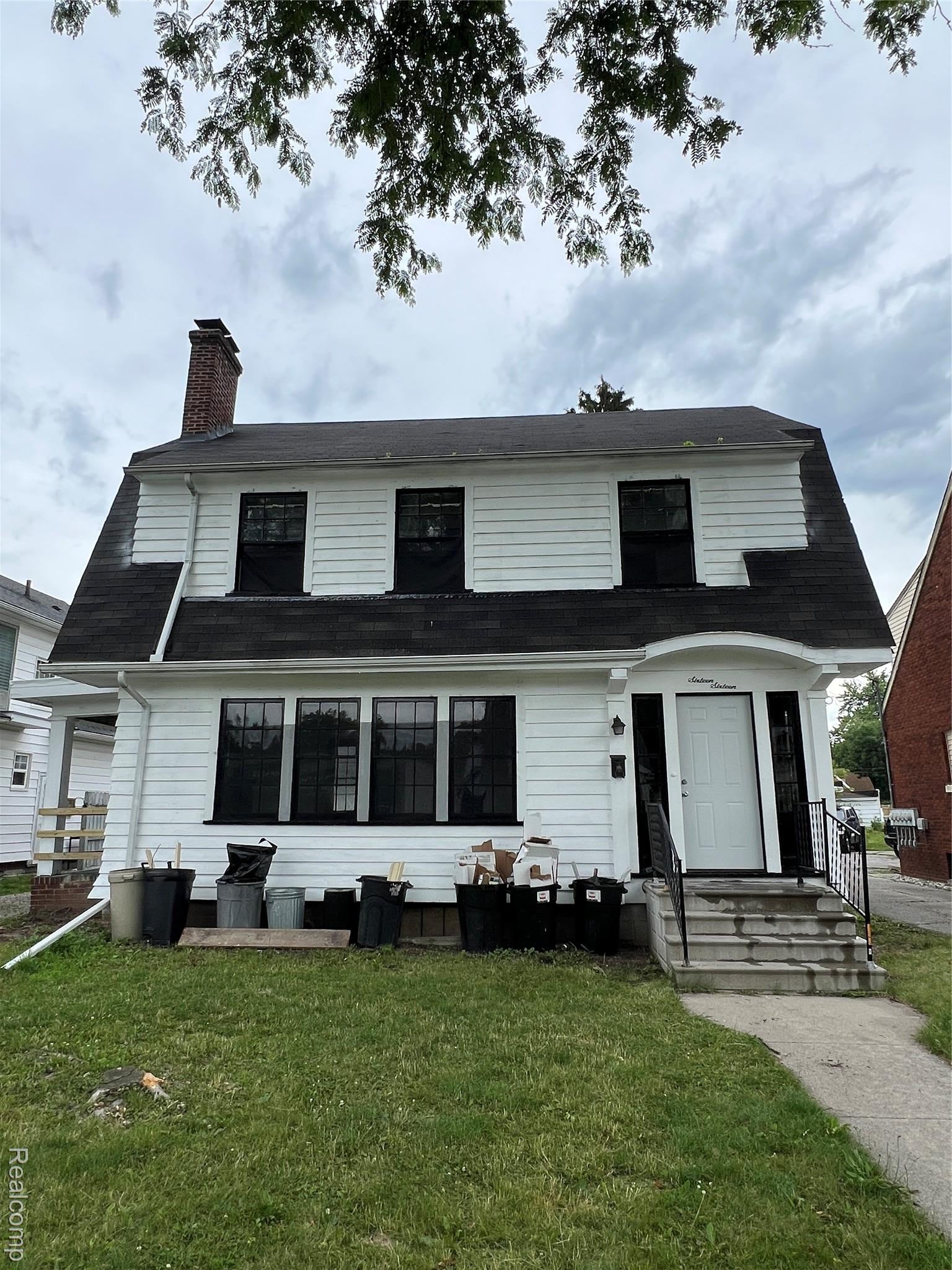 1616 State Street — photo