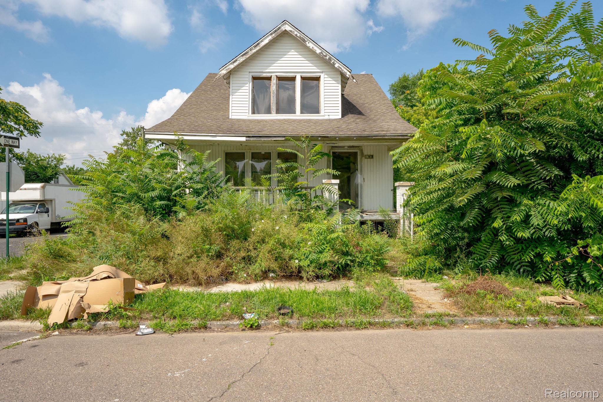 17403 Goddard Street — photo