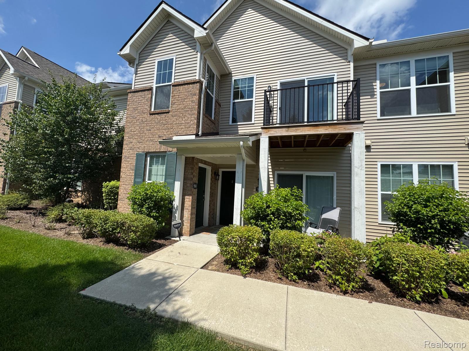 9960 Ridge Run Street, Howell, MI 48855