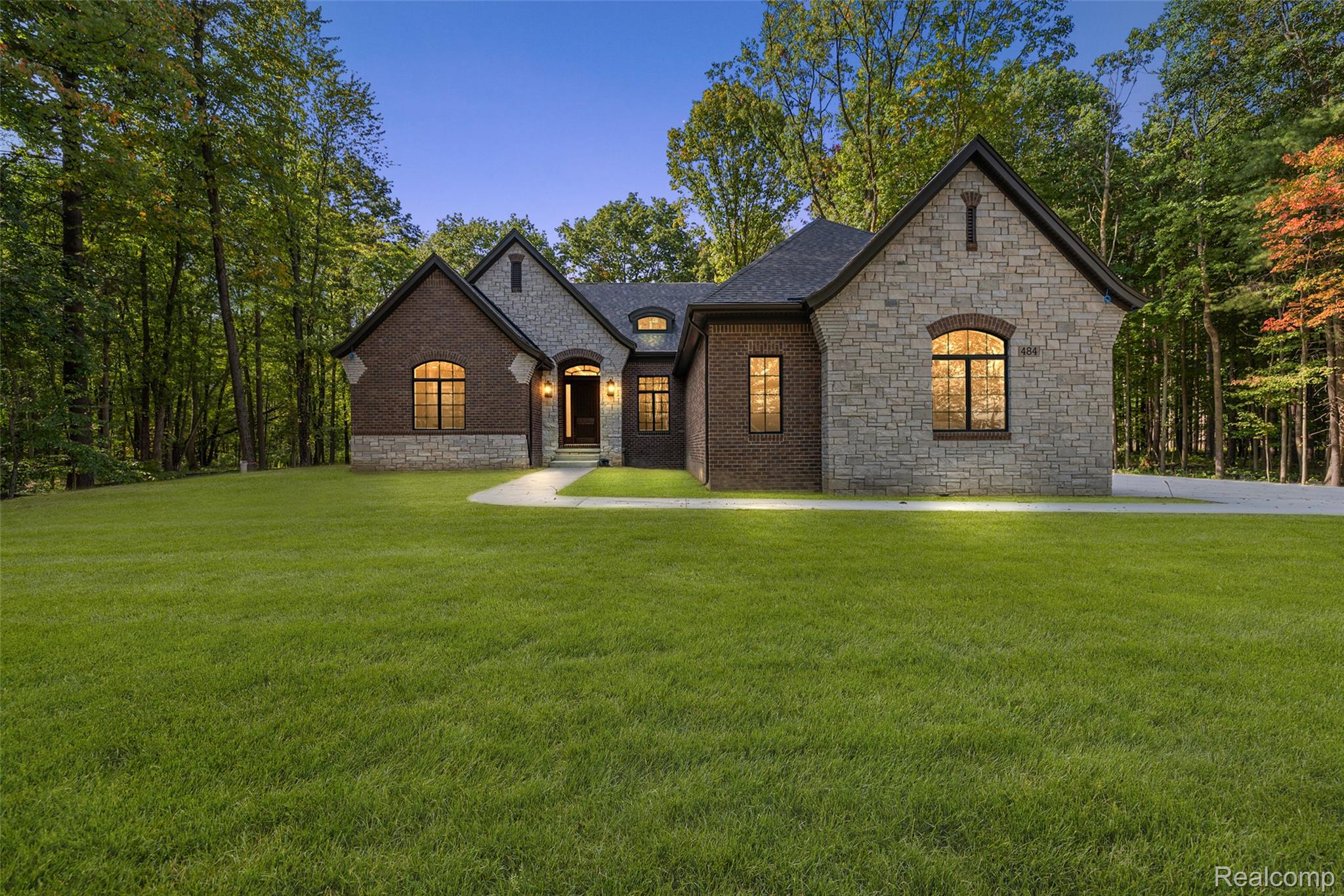 1 Pinery Court — photo
