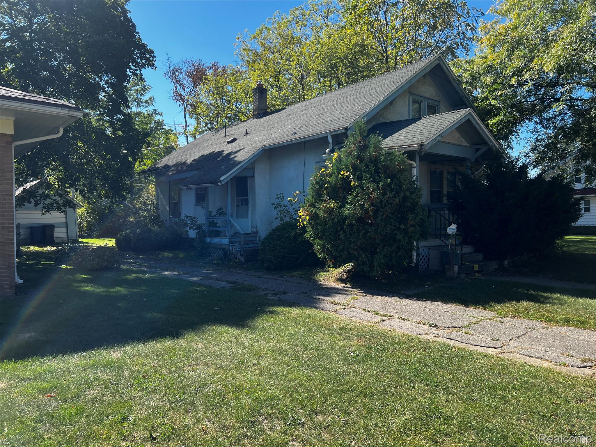 1315 Welch Boulevard — photo
