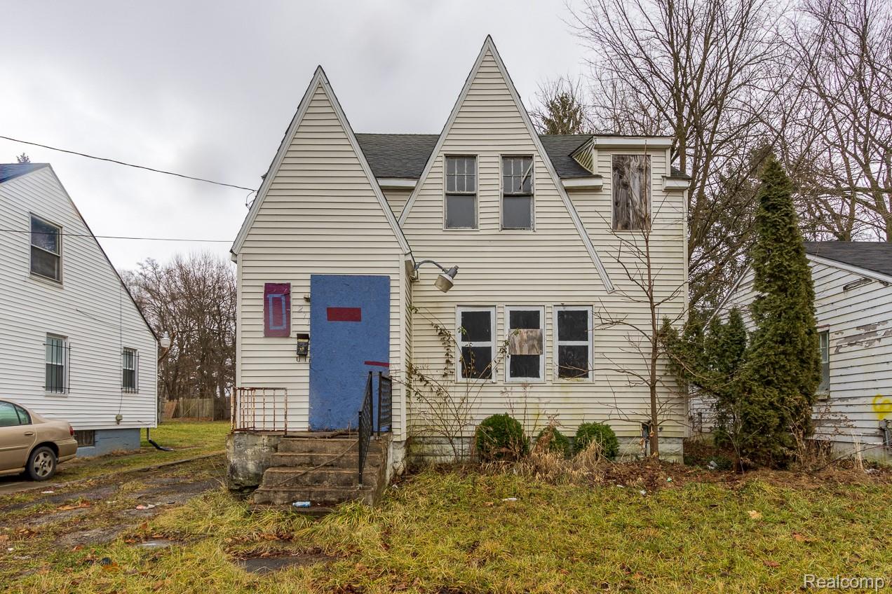 2718 N Chevrolet Avenue — photo
