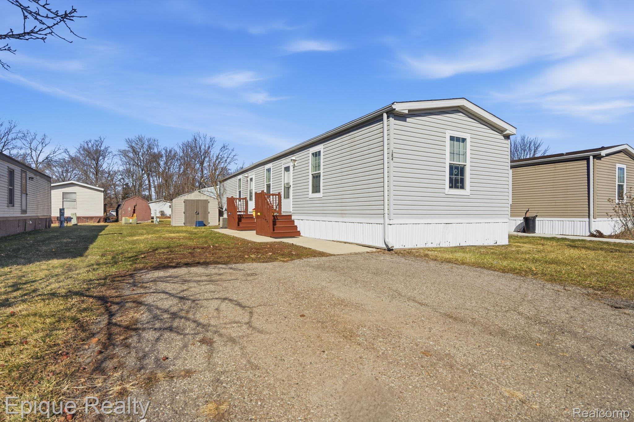 16031 Beech Daly Road — photo