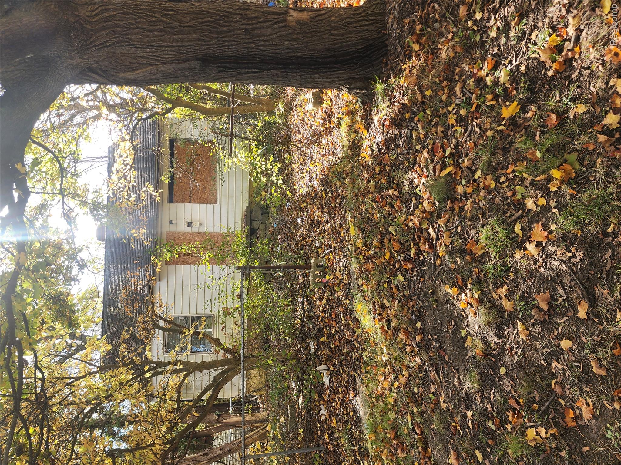 350 E Mott Avenue — photo