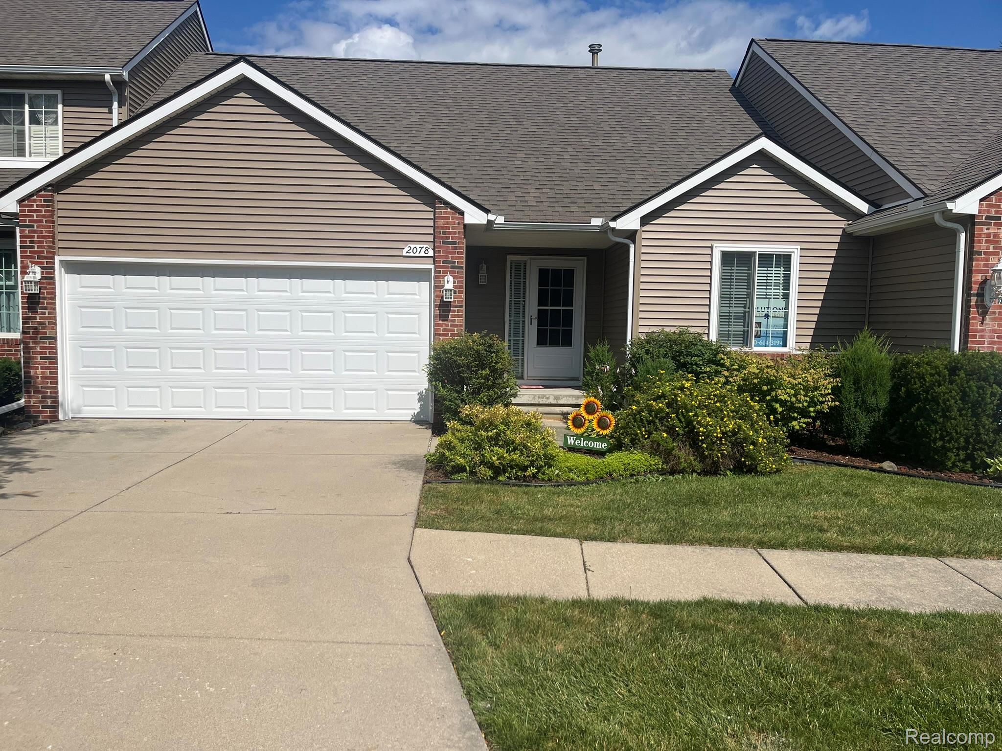 2078 W Ridge Drive 21 — photo