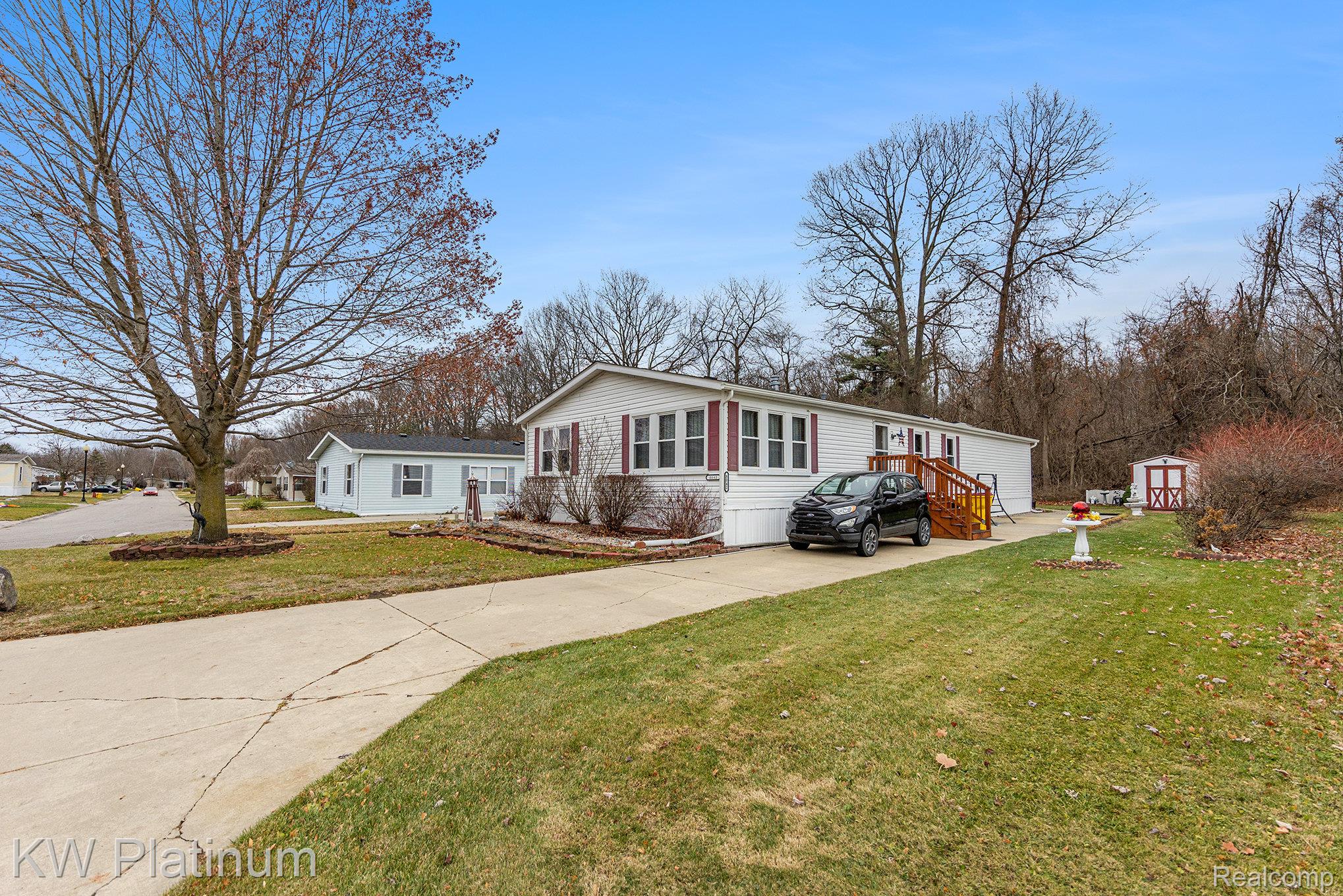 8042 Harbour Drive — photo