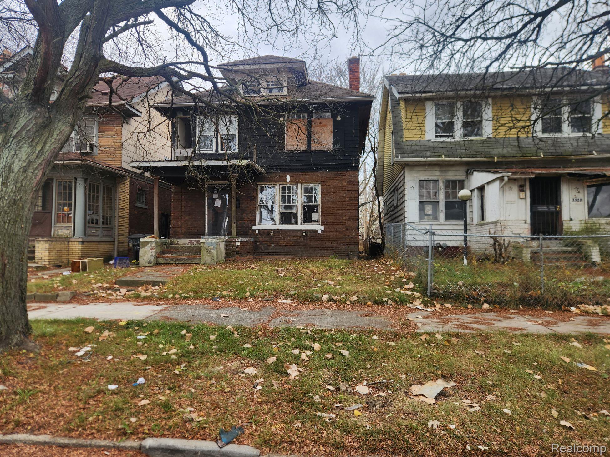 3021 Carter Street — photo
