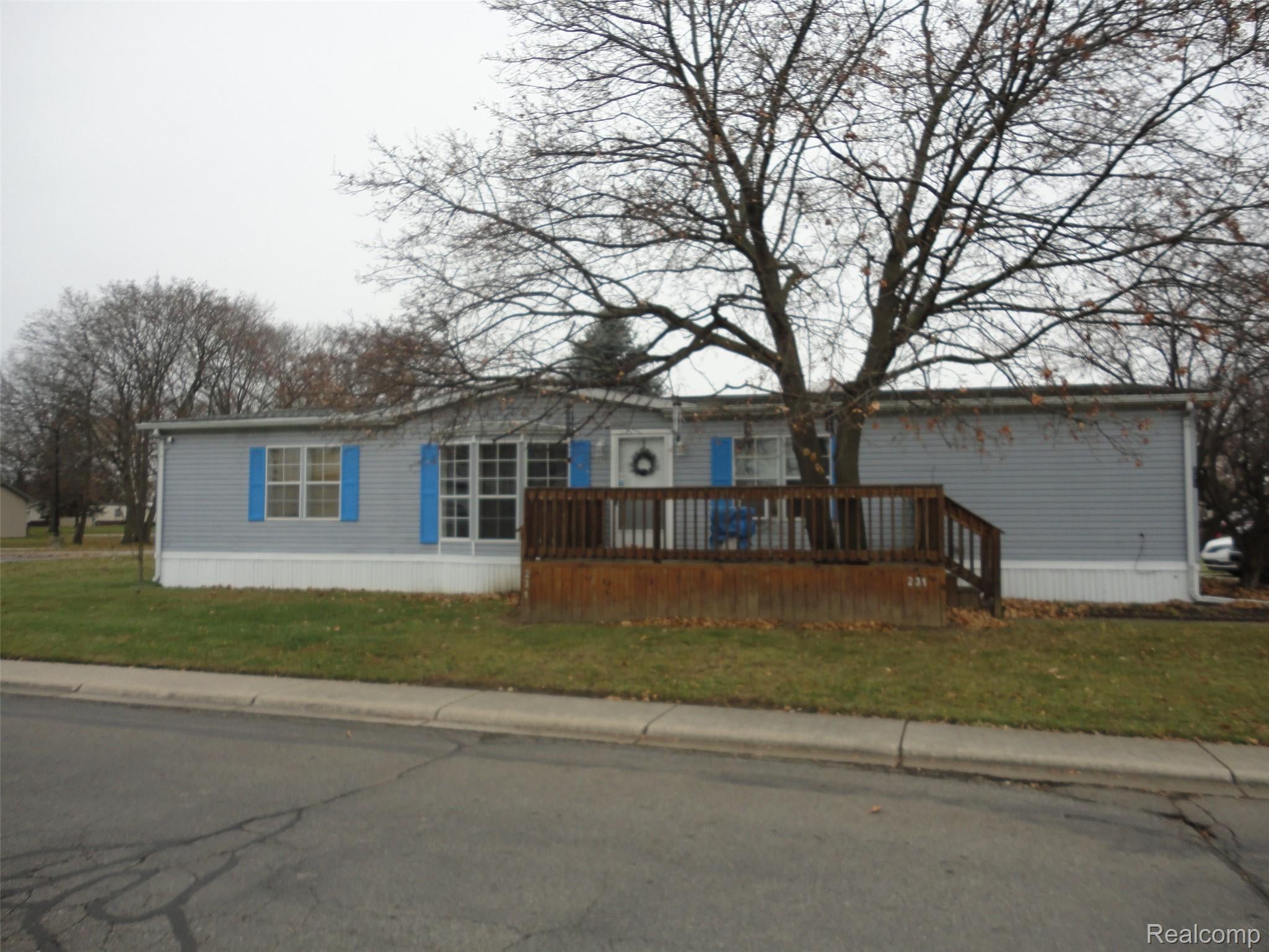231 Briarwood — photo