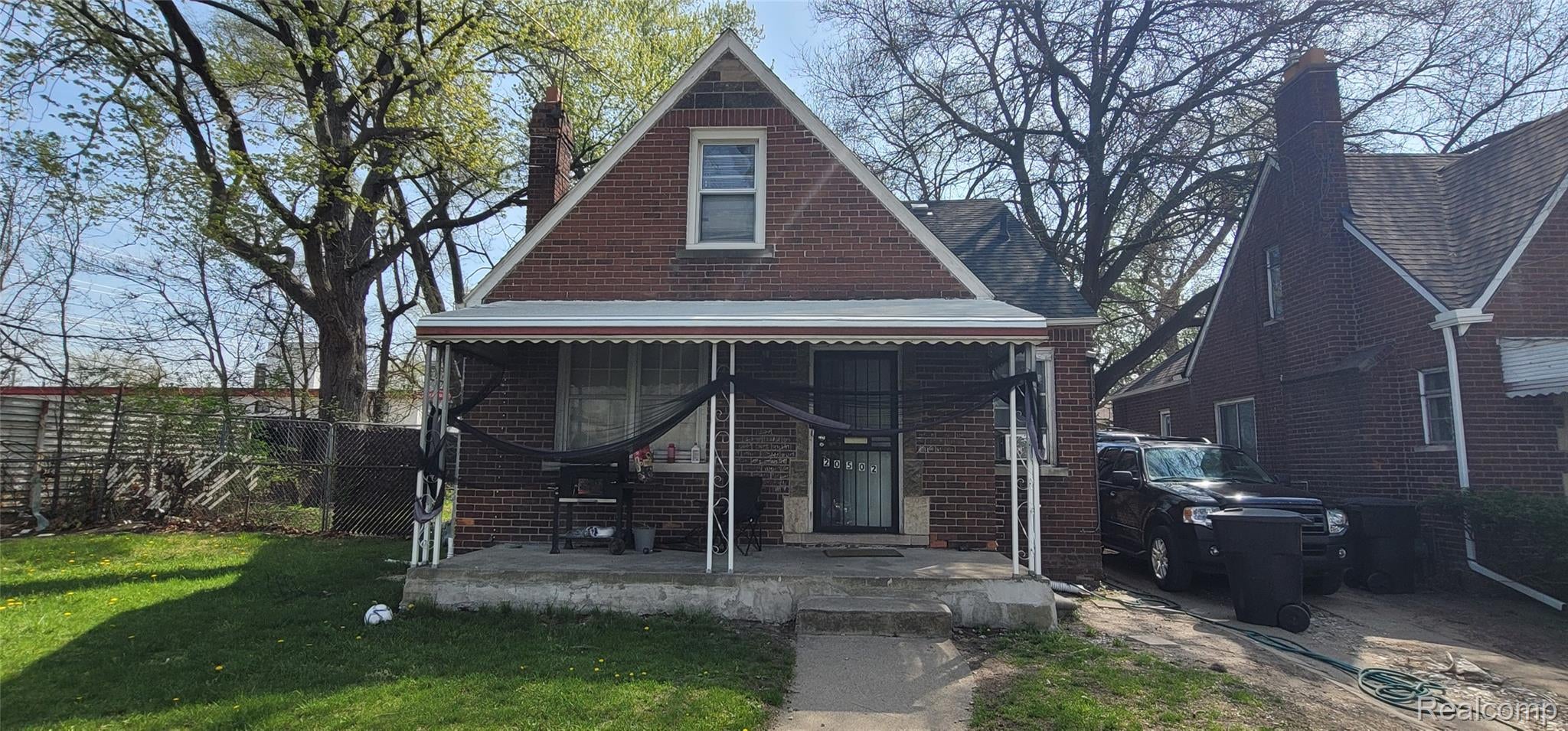 20502 Riopelle Street — photo