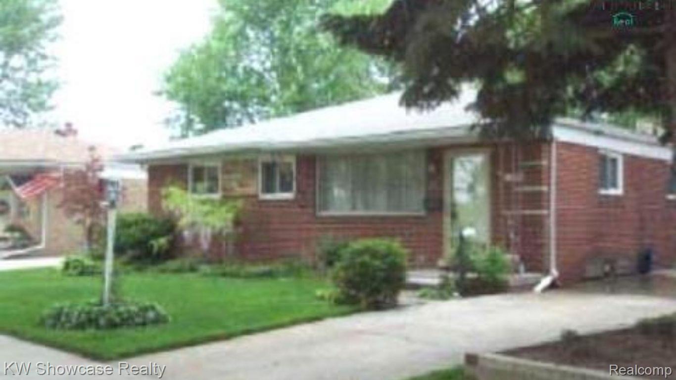 24845 Ridgecroft Avenue — photo
