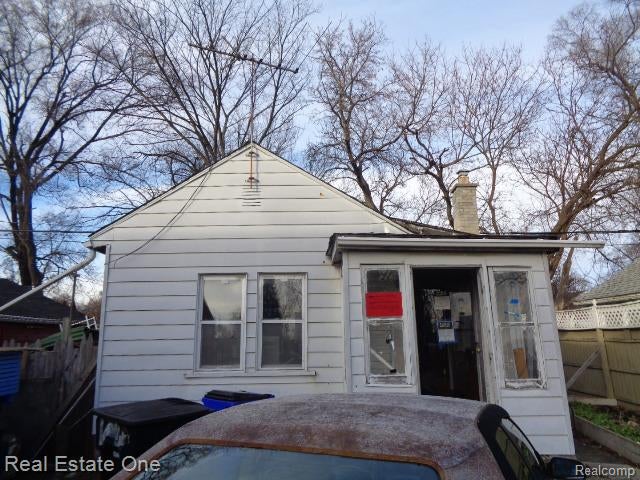 14995 Maddelein Street — photo