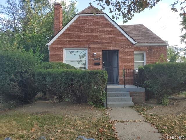 3839 Doris Street — photo