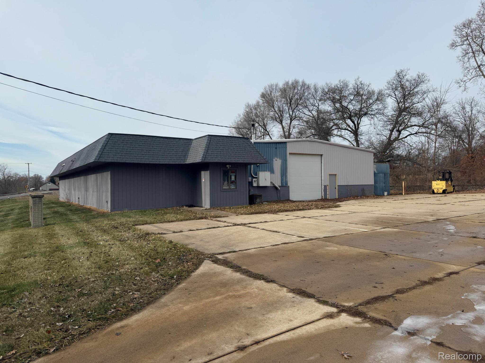 5012 Page Avenue — photo