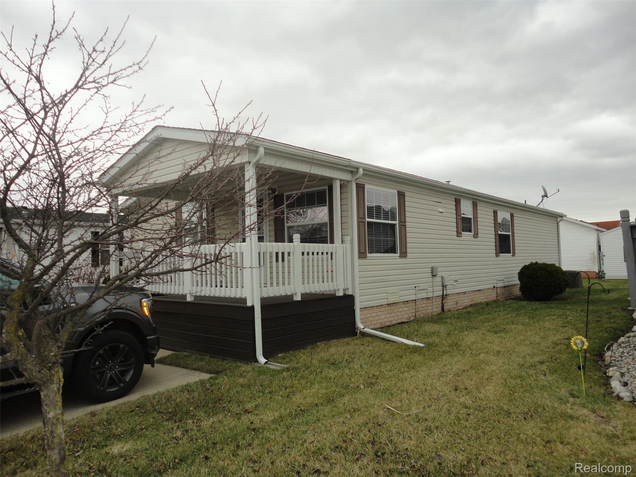 923 Stevens Trail — photo