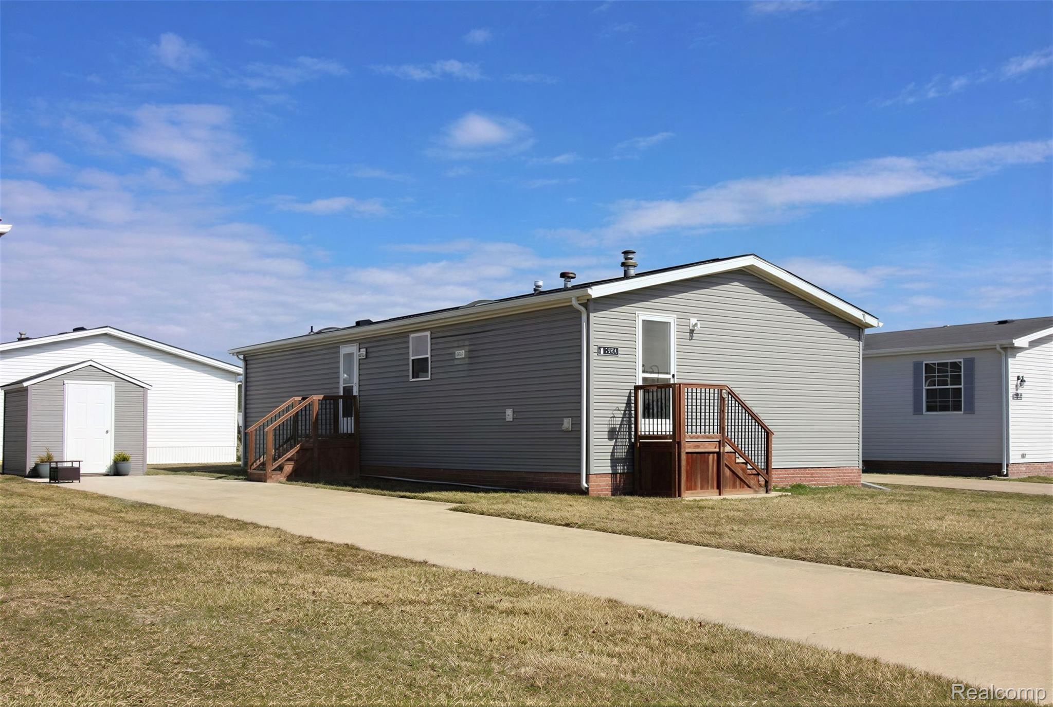 3539 Berry Drive — photo