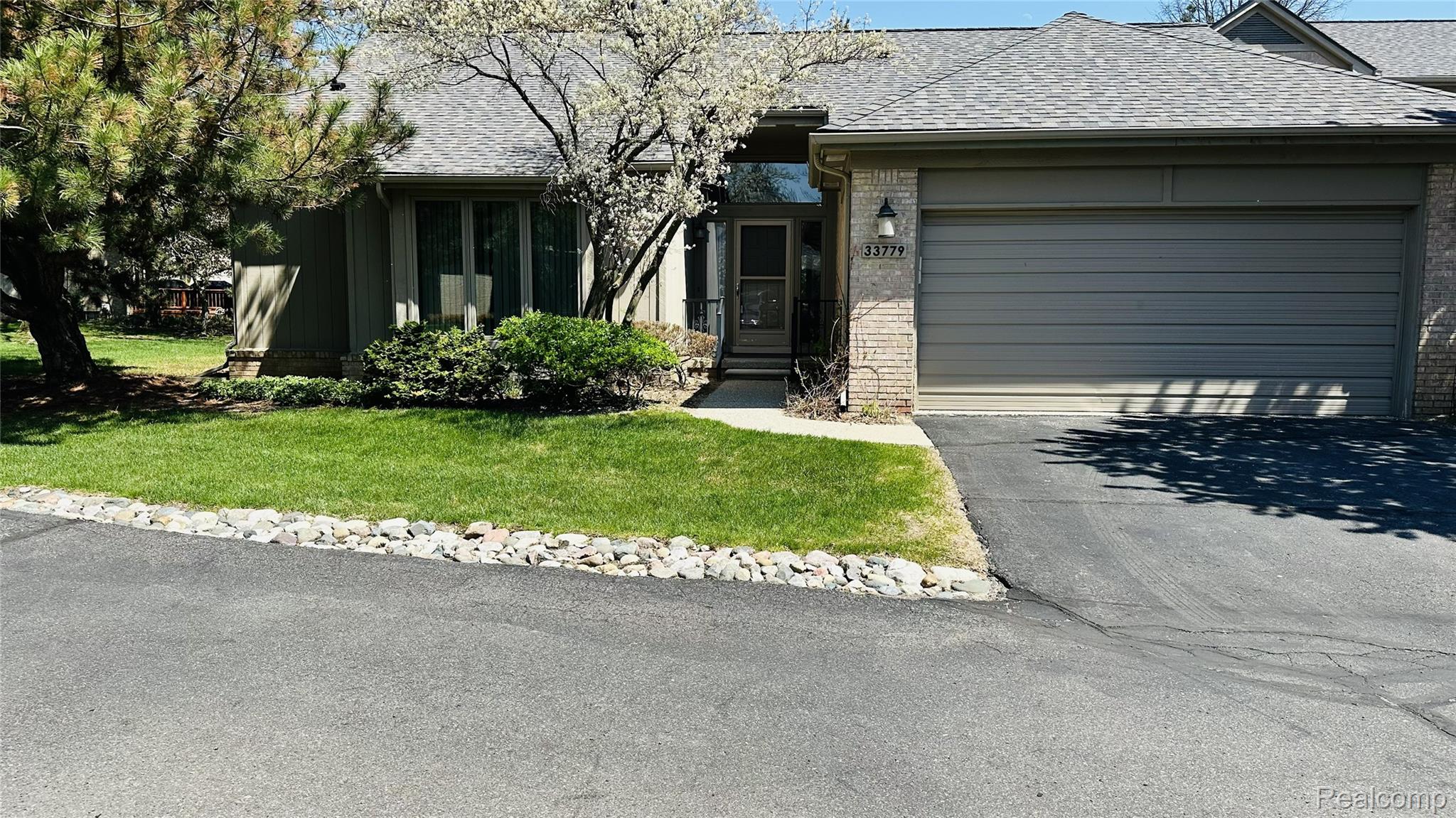 33779 Vista Drive — photo