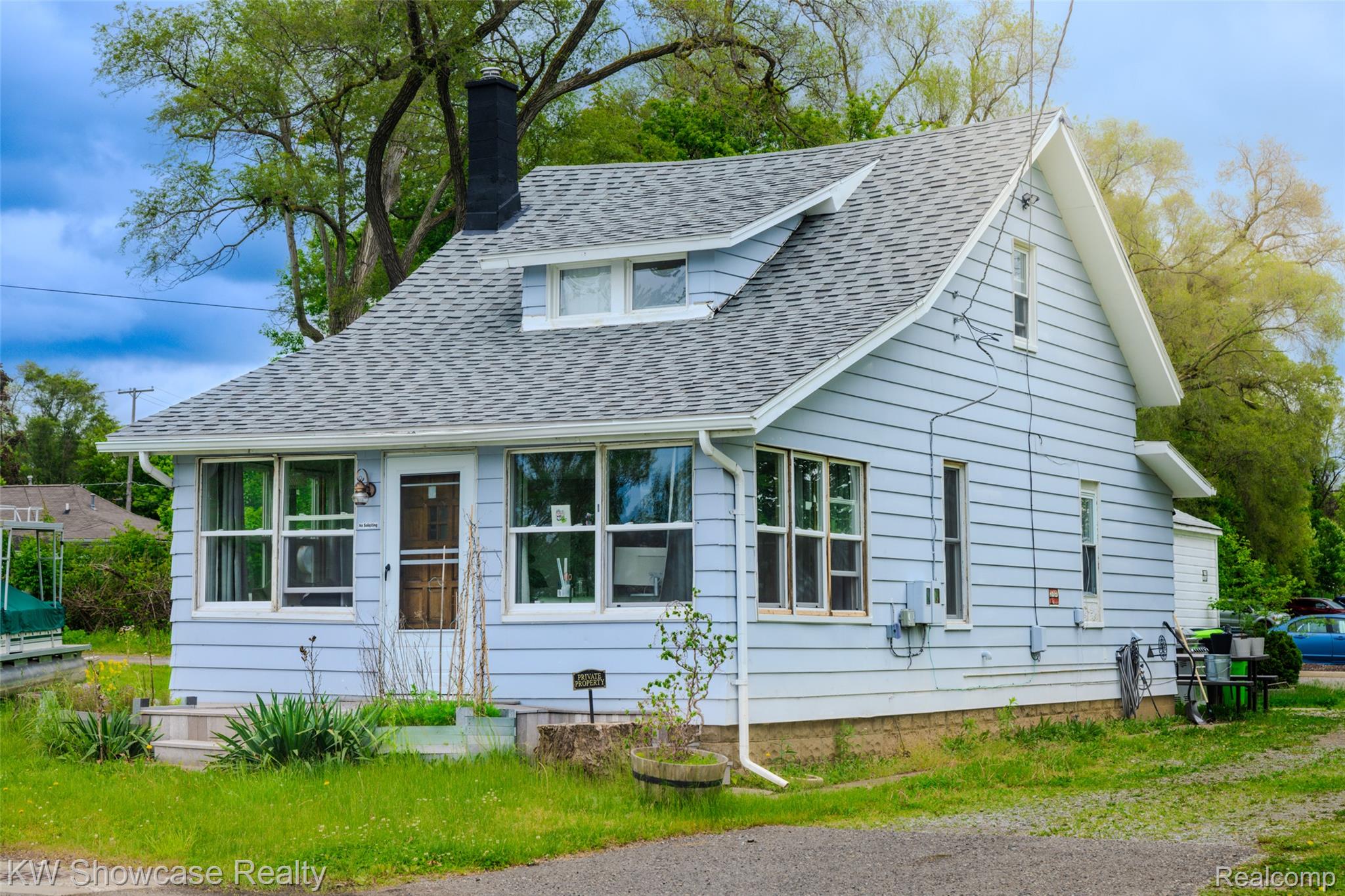 1815 E Lake Drive — photo