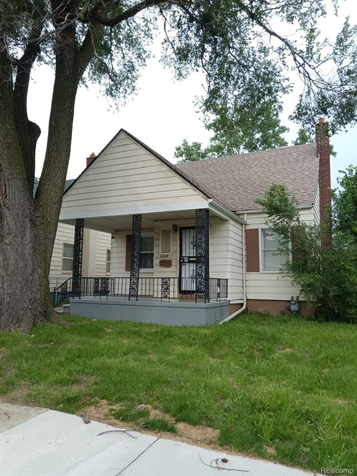 3524 S Bassett Street — photo