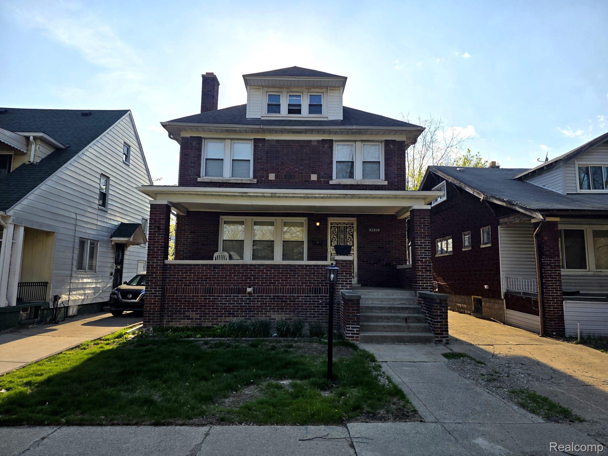 15923 Normandy Street — photo
