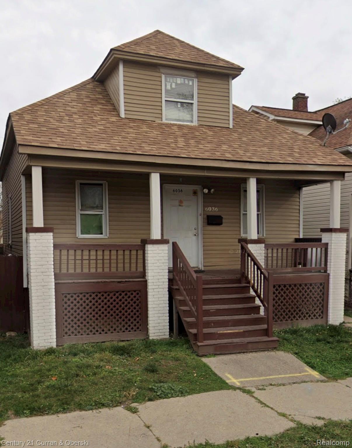 6036 Central Street — photo