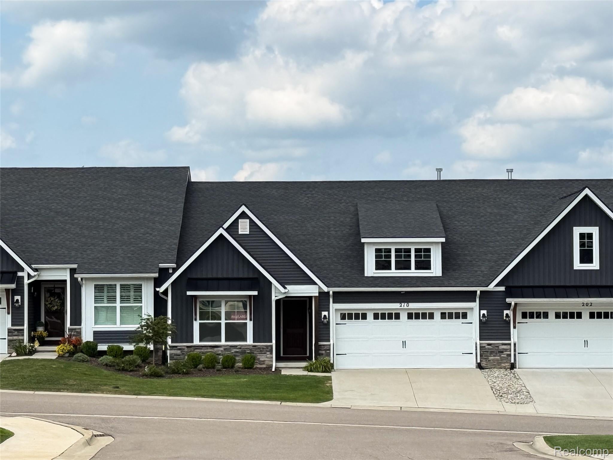 210 Canyon Creek Court 2 — photo