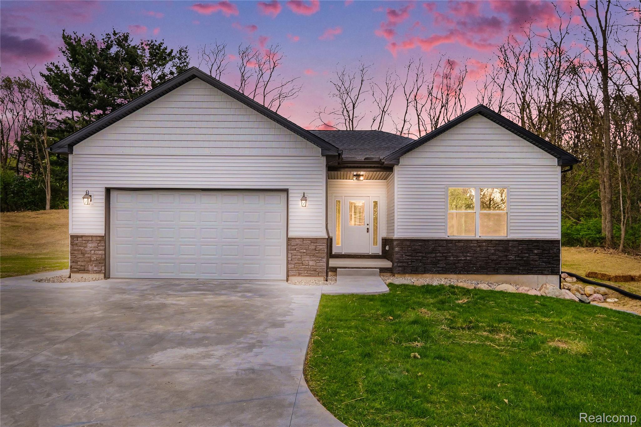 17311 Timber Creek — photo