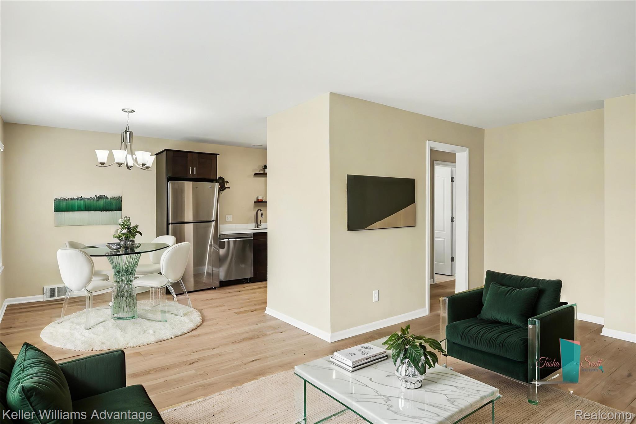 32718 Grand River Avenue C10 — photo